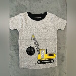 Carter’s boy shirt size 18months. Like New